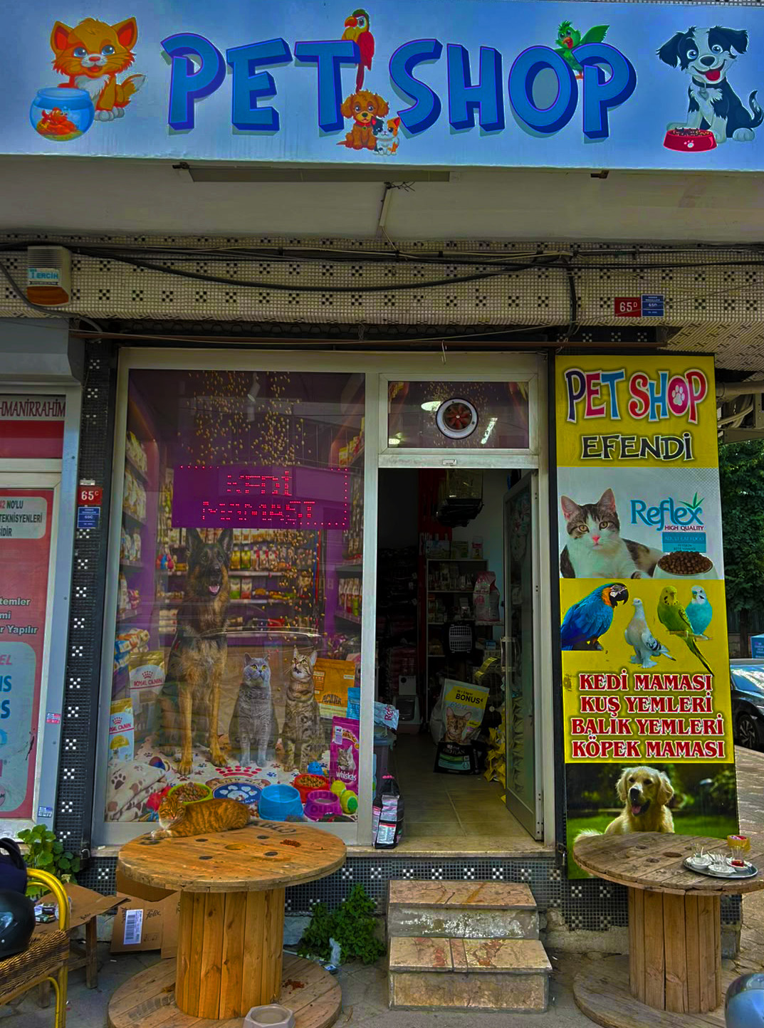 Efendioğlu Petshop mağaza dış cephesi